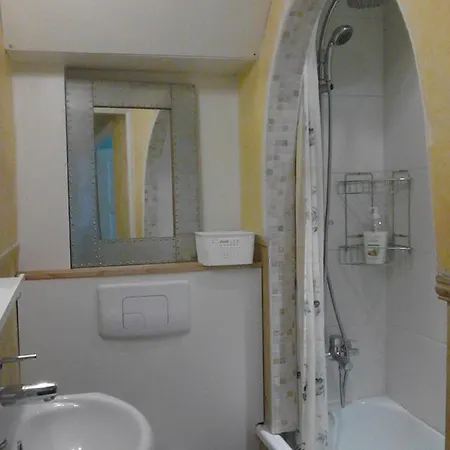 Maison-2chambres-2parkingsprives Dans Jardin Clos Dom wakacyjny *